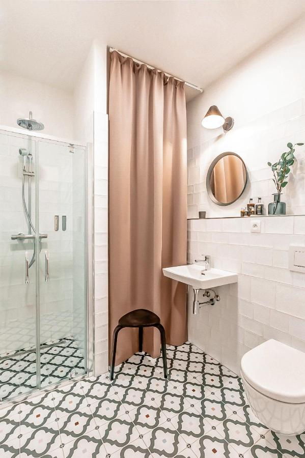Turnkey I Main Bus Station Apartment Prag